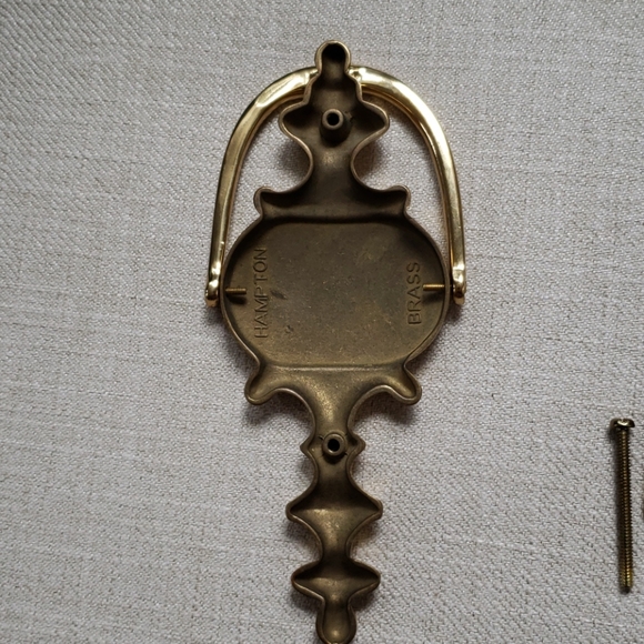 Hampton brass door knockers - Picture 3 of 8